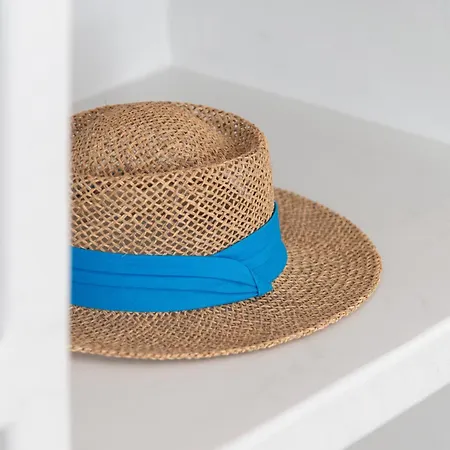 A La Residences 02 Apartment