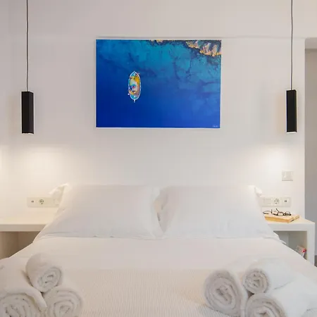 A La Residences 02 Apartment *