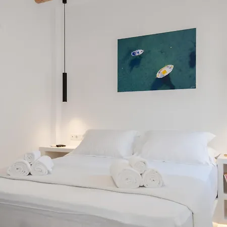 A La Residences 02 *